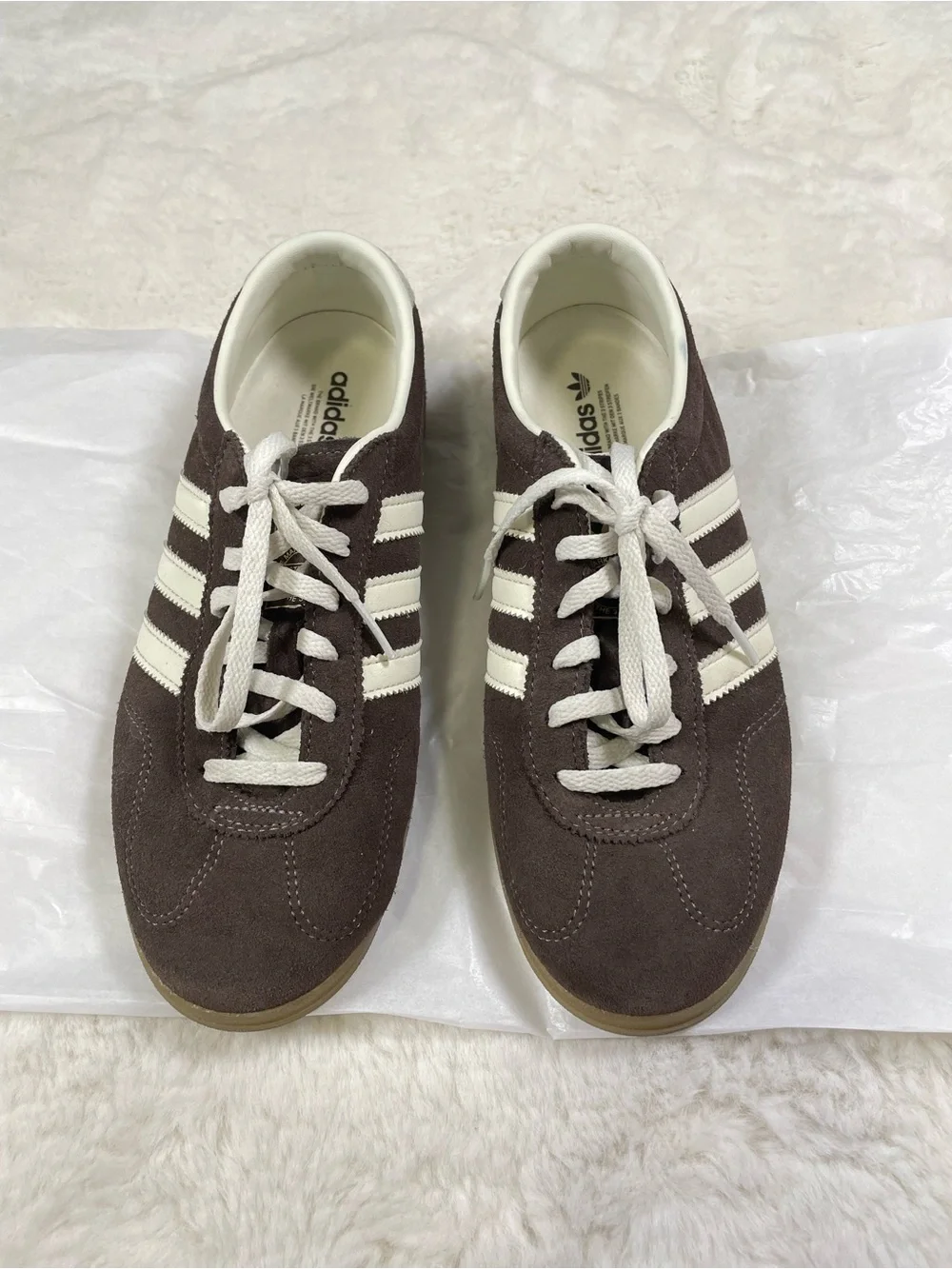 adidas Gazelle Women’s Brown Suede Sneakers with White Stripes, Size 7